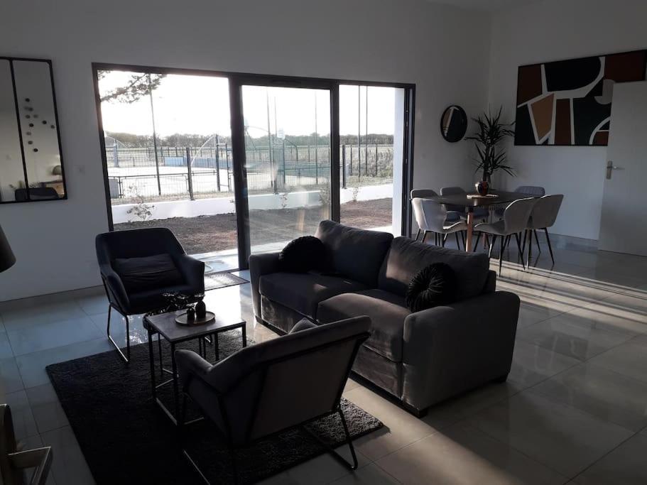 Maison Neuve De Standing 150 M2 Croix-Chapeau Exteriér fotografie